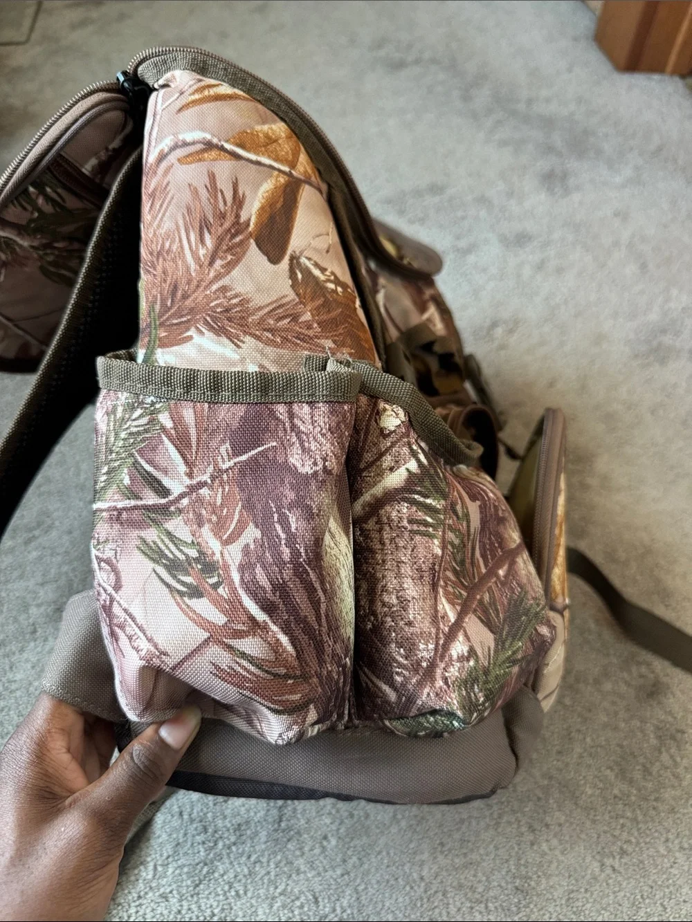 Igloo Sportsman Realtree Camouflage Backpack Hunting Fishing Outdoor